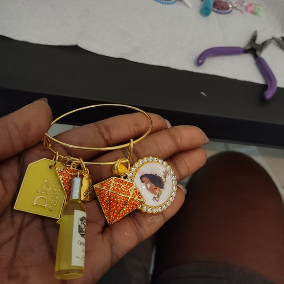 Custom bangles - Picture 8 of 13